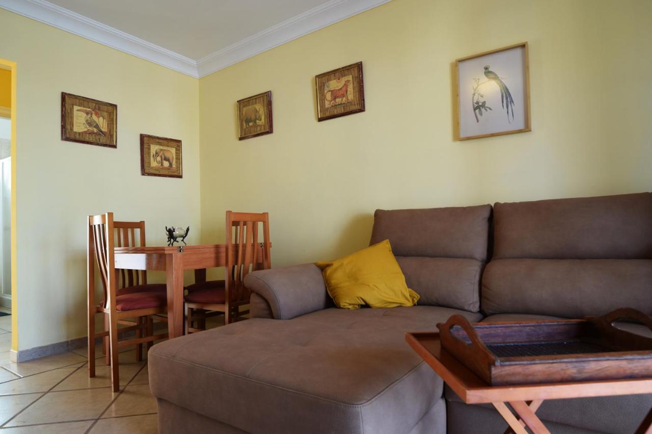 Colonial Suite 아데제 외부 사진