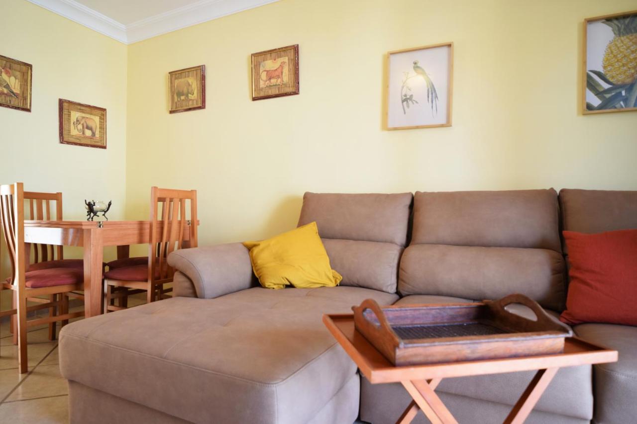 Colonial Suite 아데제 외부 사진
