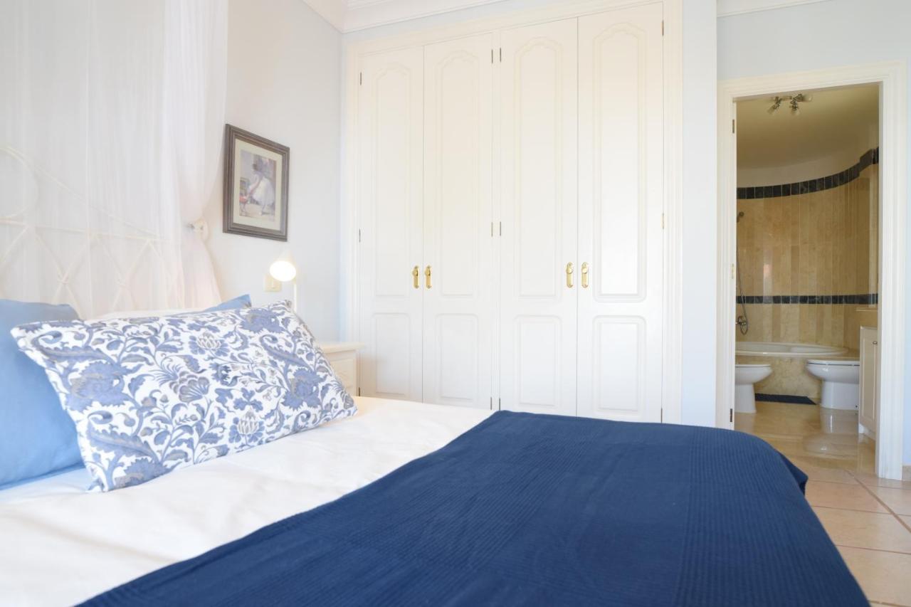 Colonial Suite 아데제 외부 사진